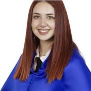 Profesora estudiando la carrera de educación infantil y con experiencia en clases particulares, niñera y prácticas en colegios